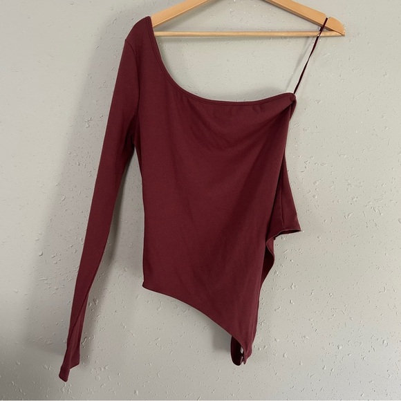 🦋 Le Lis Deep Red One Shoulder Bodysuit Casual Going Out Assymetrical Large - Picture 1 of 7